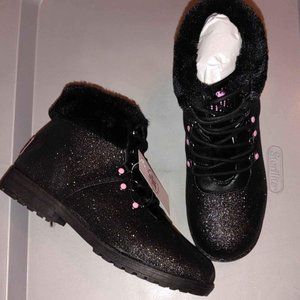 Juicy Couture black glitter boots. Kids 6 Womens 7 1/2